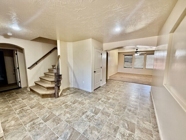 Building Photo - Six-Bedroom Home Includes Casita and RV Parking