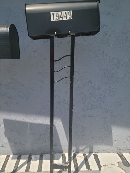 Building Photo - 19449 Ingomar St