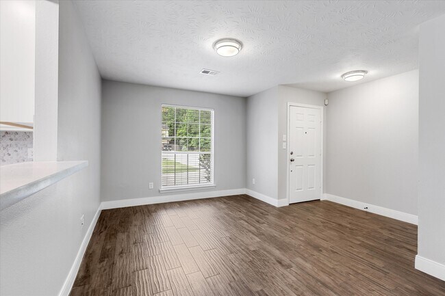 Building Photo - 6618 Grant Dr