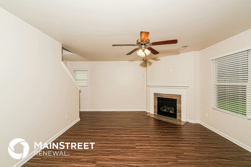 Building Photo - 180 Belmont Way