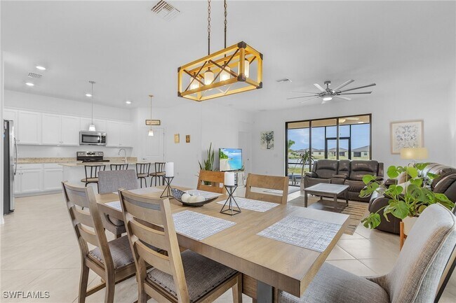 Building Photo - 14712 Cantabria Dr