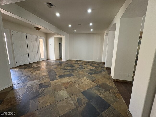 Building Photo - 7199 Adobe Falls Ct