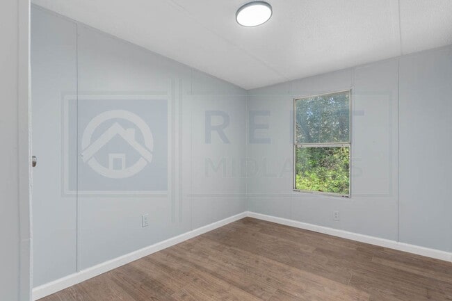 Building Photo - 7228 Hilo St