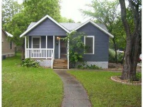 Building Photo - 5001 Duval St