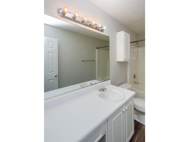 Building Photo - 663 Mickelson Way