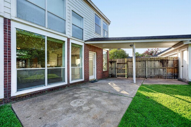 Building Photo - 1727 Emma Cove Ct