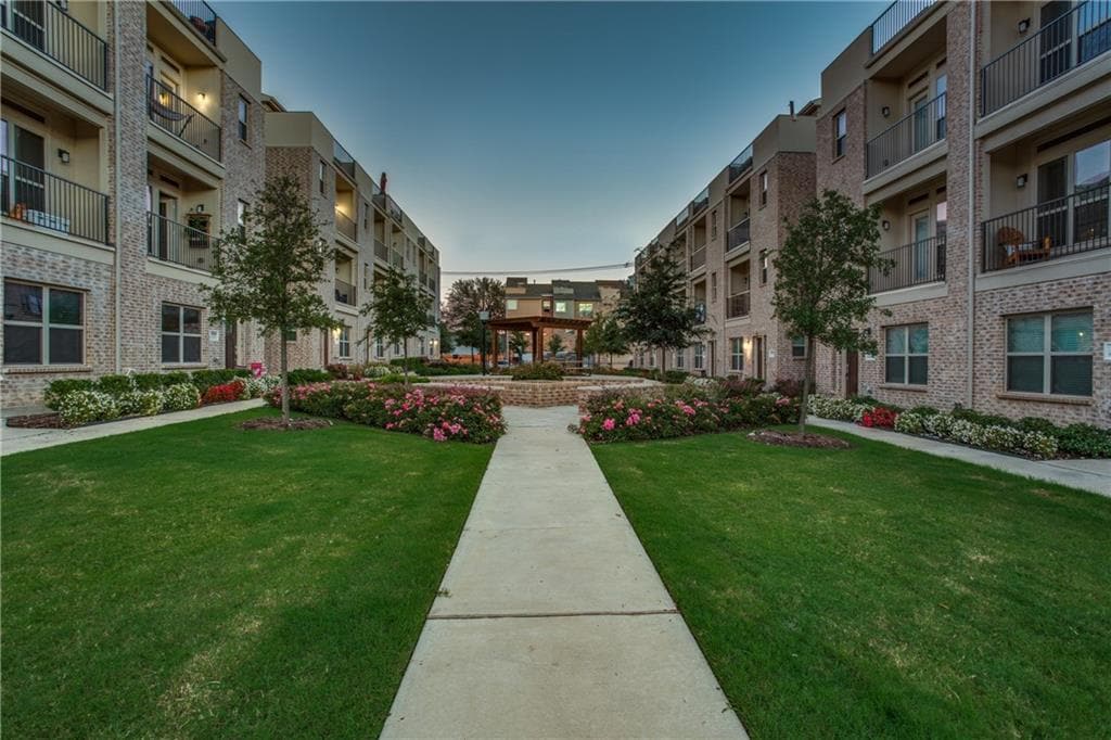 Building Photo - 1310 Rancho Mirage Dr