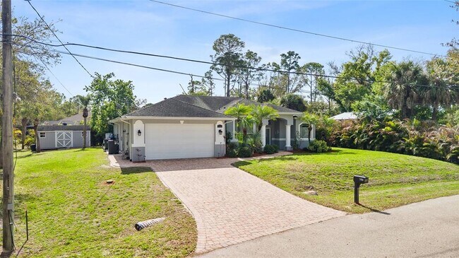 Building Photo - 3730 Crandon Rd