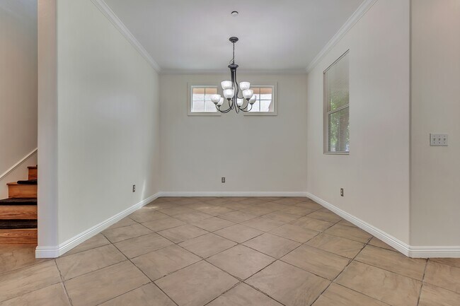 Building Photo - 8798 Nozay Ln