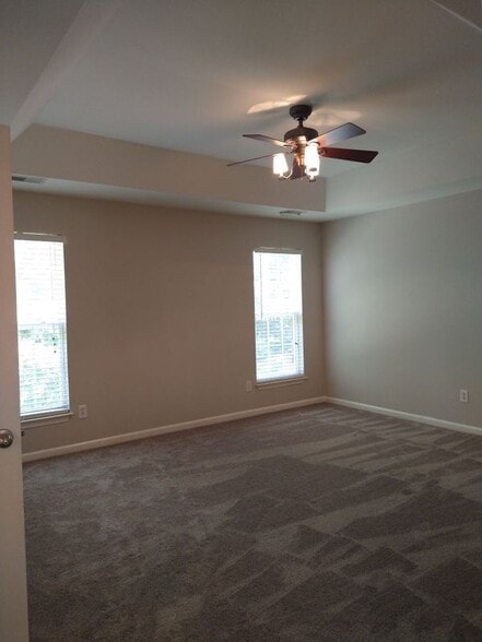 Building Photo - 118 Morell Dr