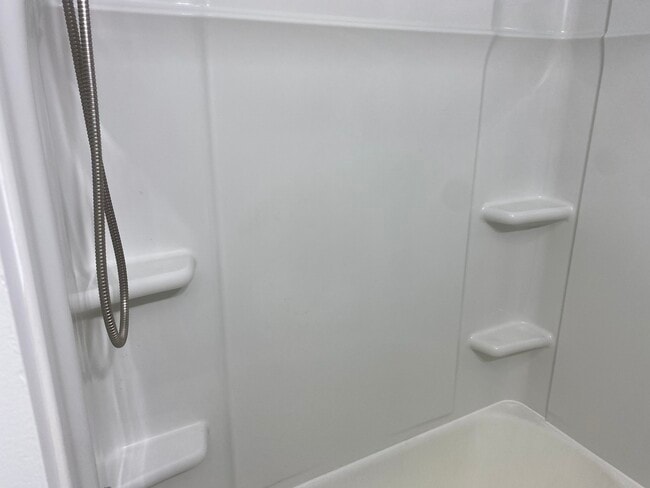 Building Photo - 156 Park Pl