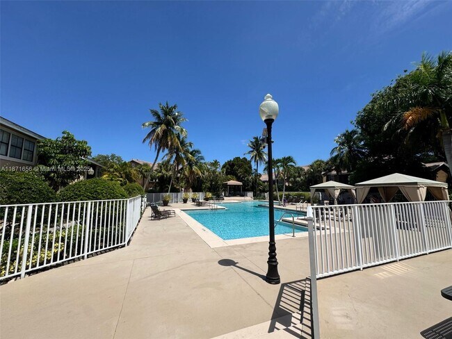 Building Photo - 15560 SW 106th Ln