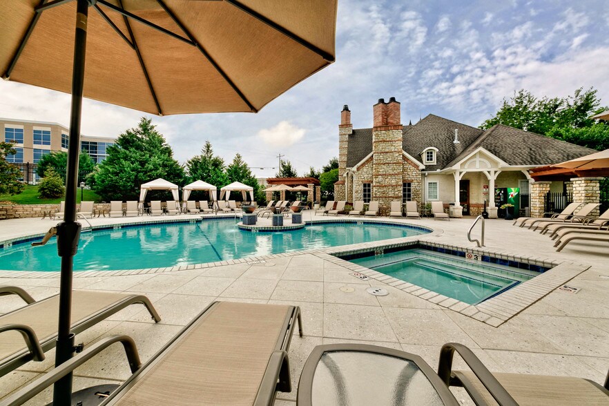Stone Manor Luxury Apartments Rogers Ar Apartment Finder