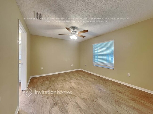 Building Photo - 7840 Arms Dr