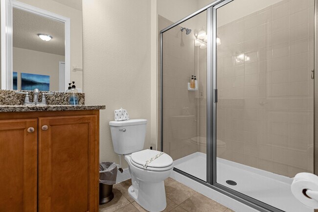 Building Photo - 350 Pendant Ct