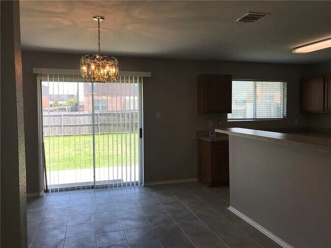 Building Photo - 8111 Colwick Ln