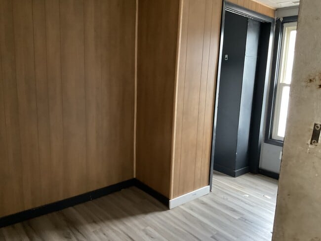 Building Photo - 3002 Garbett St