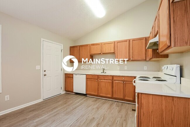 Building Photo - 4 Bedroom Pet-Friendly Home in Rydal, GA with Main Street Renewal