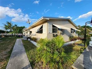 Primary Photo - 224 SW 10th St