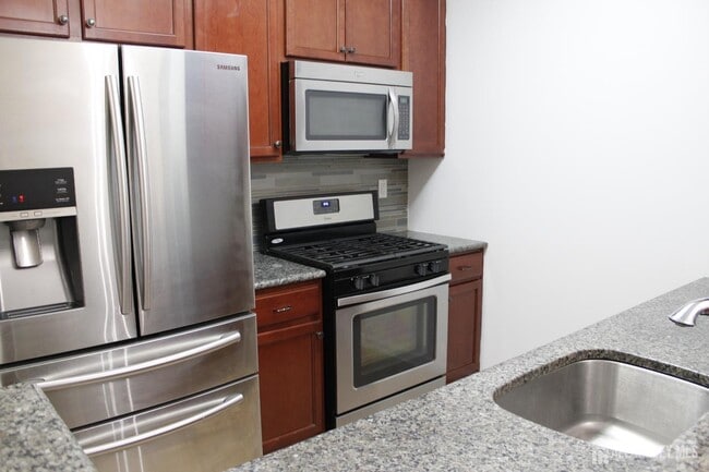 Building Photo - 446 Micali Way