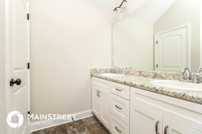 Building Photo - 1237 Catawba Way