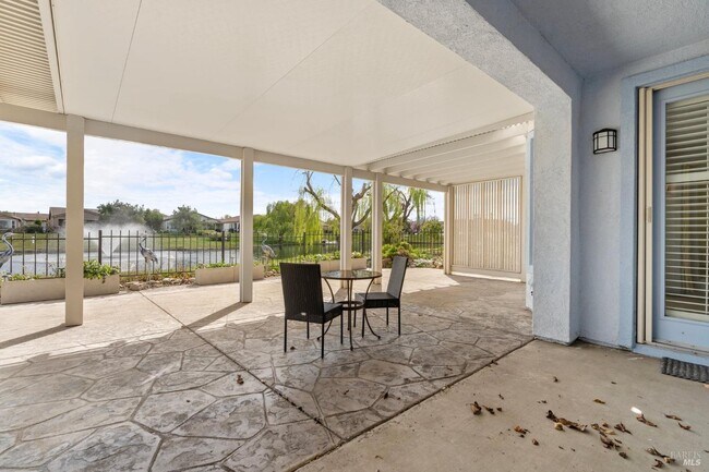 Building Photo - 369 Pebble Beach Dr