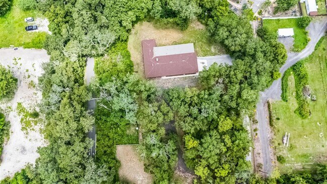Building Photo - 8105 Gilliam Rd