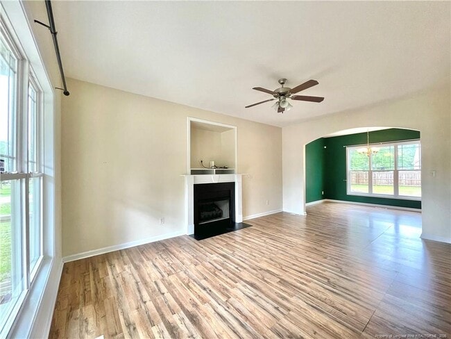 Building Photo - 675 Omaha Dr