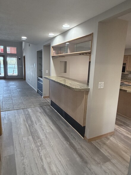 Building Photo - 2590 Sykes Creek Dr