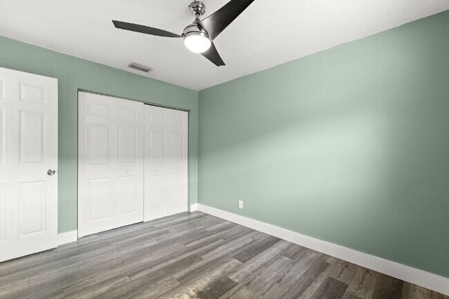 Building Photo - Home For Rent in Fortuna Park WITH A POOL!