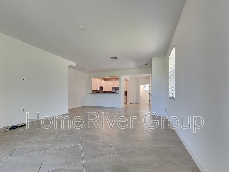 Primary Photo - 14124 Pine Lodge Ln