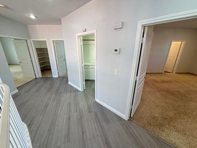 Building Photo - Elegant 4Bed/5Bath/3Car gated residence located near Silverado Ranch