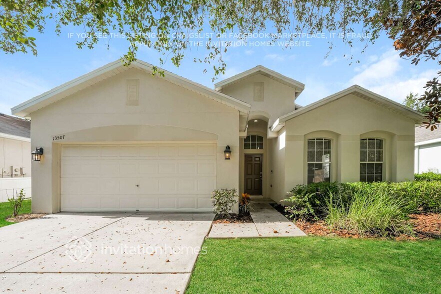 Primary Photo - 13507 Old Florida Cir