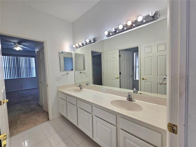 Building Photo - 2307 Messenger Cir