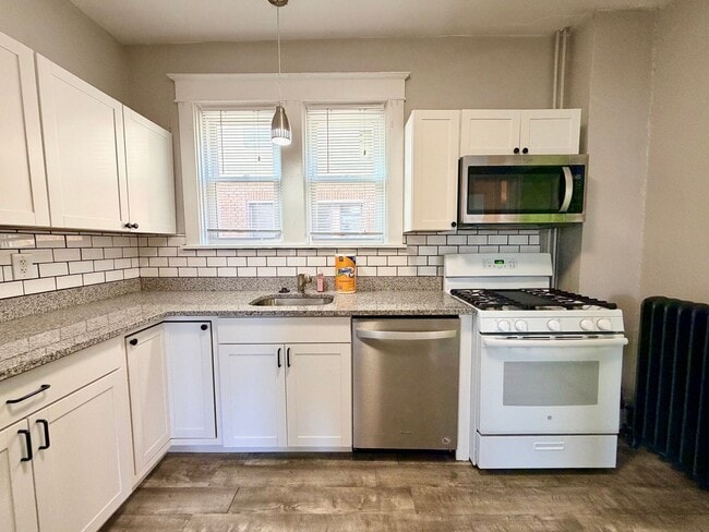 Building Photo - 224 Ingram Ave