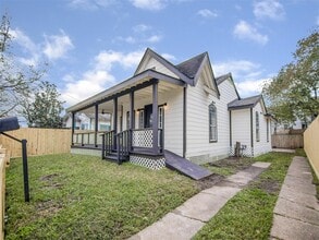 Building Photo - 5108 Clay St