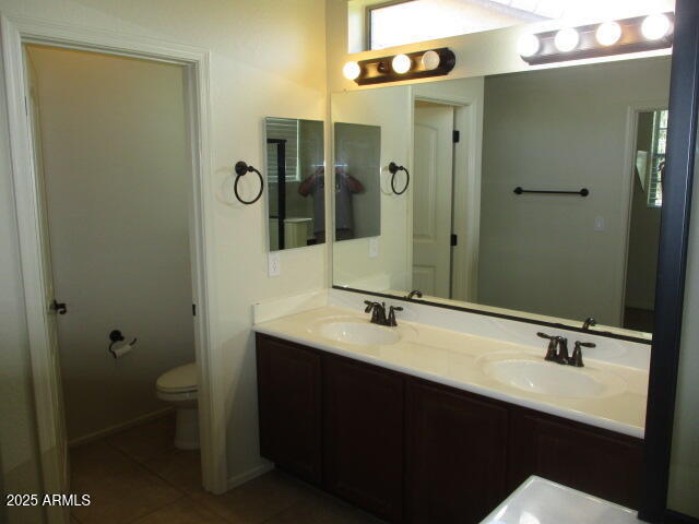 Building Photo - 3449 S Falcon Dr
