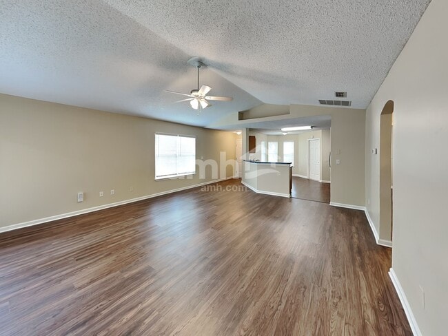 Building Photo - 1520 Irishwood Ct