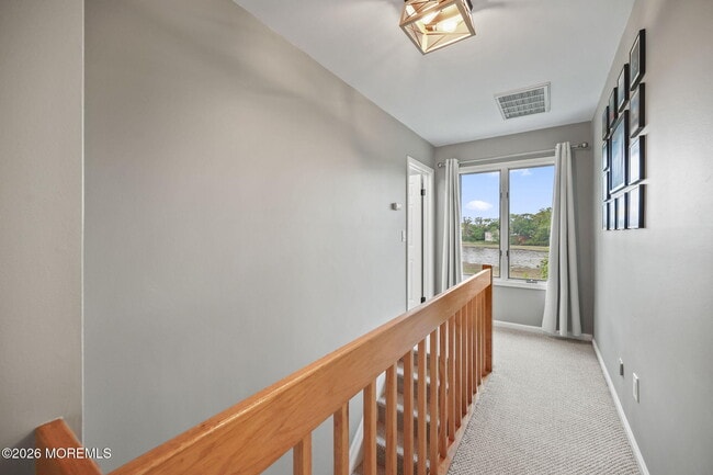 Building Photo - 2 Oyster Creek Dr