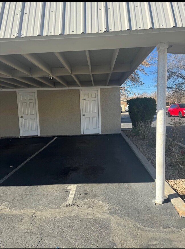 Building Photo - 525 S 1100 E