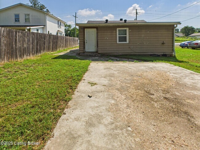 Building Photo - 2019 Hamburg Pike