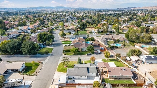 Building Photo - 12951 Cascade St