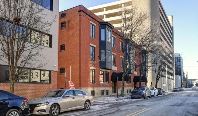 Building Photo - 65 S 5th St