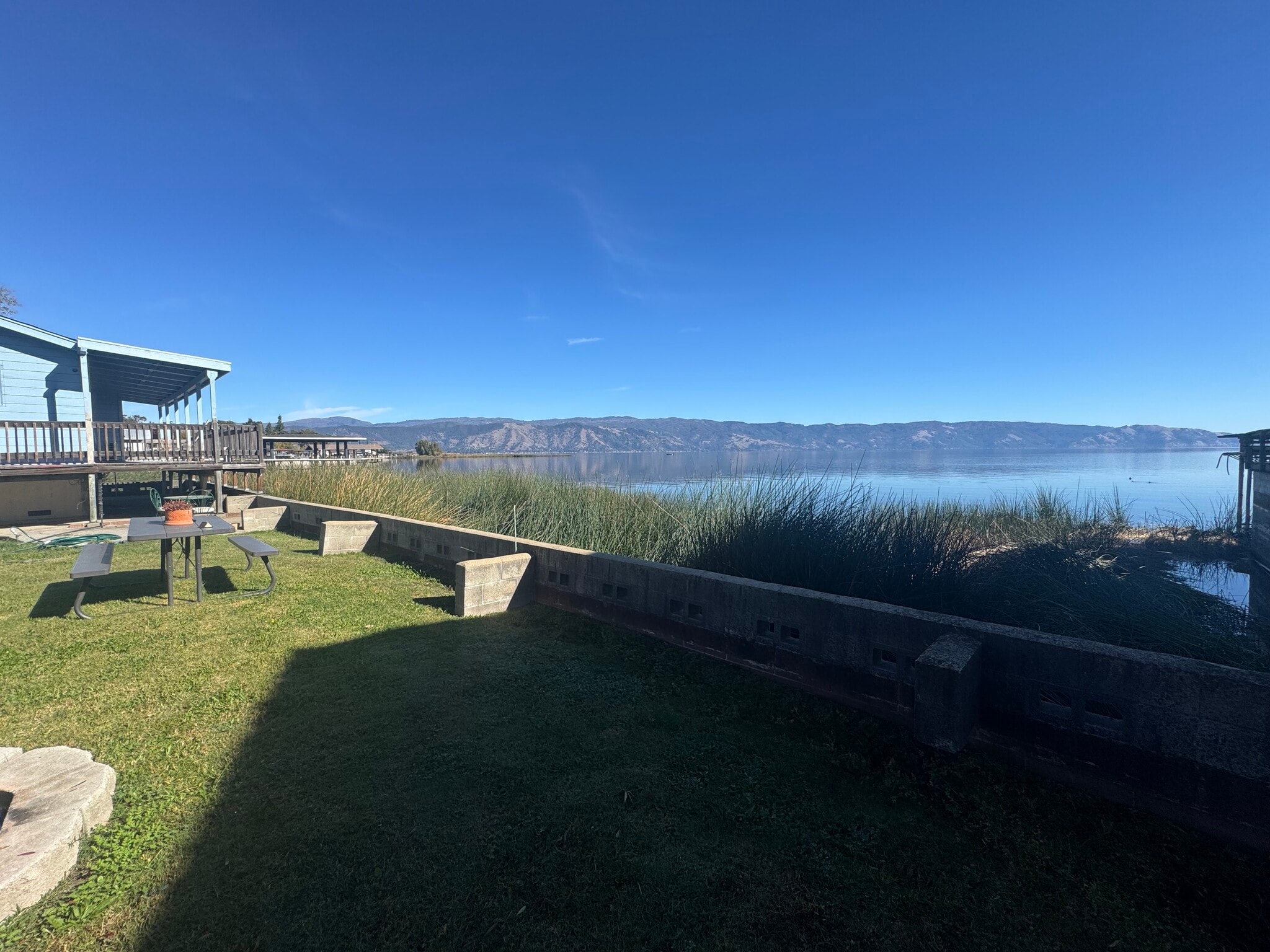 Building Photo - 3700 Lakeshore Blvd