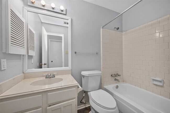 Building Photo - 2403 Autumn Springs Ln