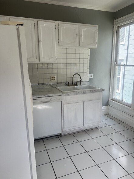 Building Photo - 414 Tusculum Ave