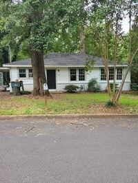 Building Photo - Cute Home!