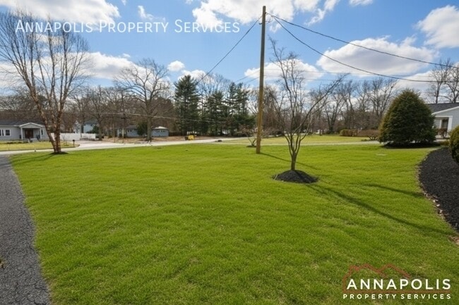 Building Photo - 254 Severn Rd