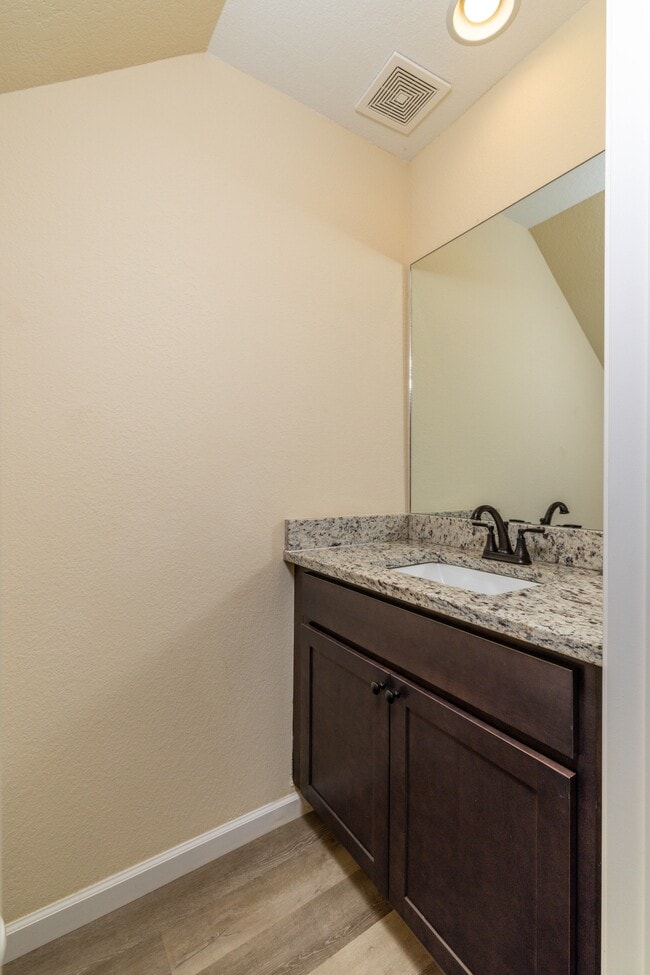 Building Photo - 936 Warrior Hill Dr