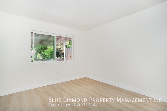 Building Photo - 1441 Peacock Blvd